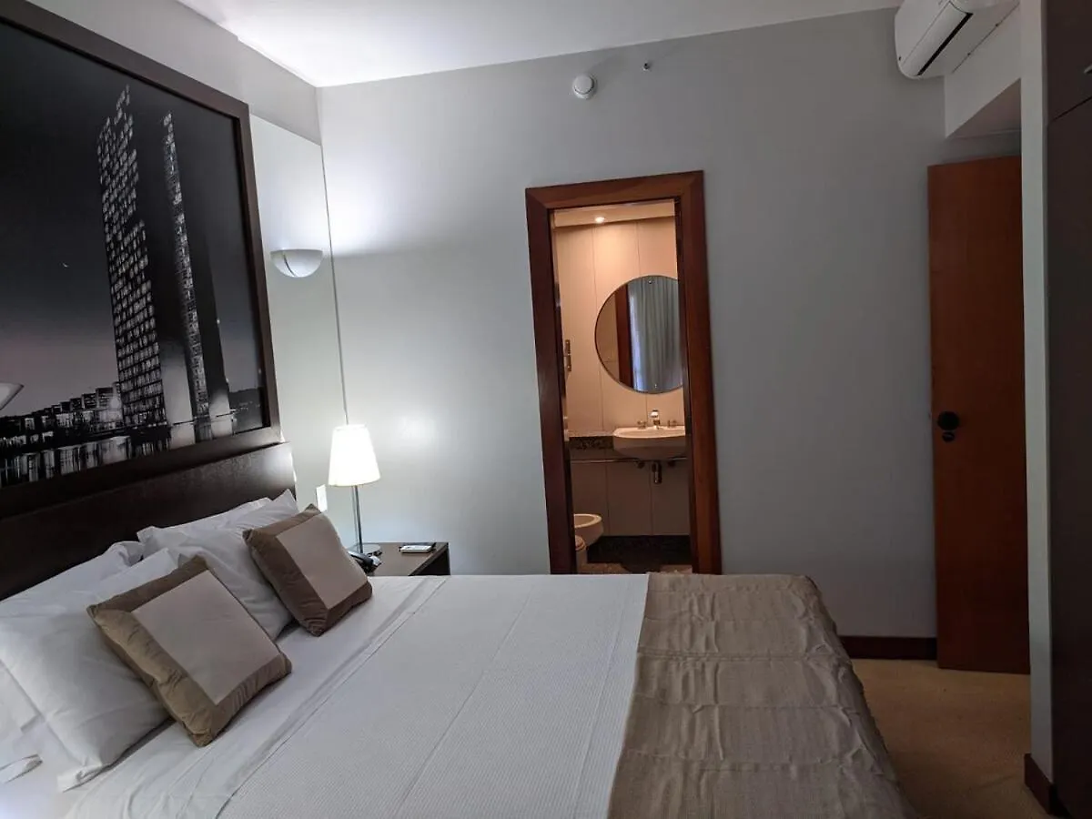 Hotel Bonaparte Moderno E Versatil Brasília